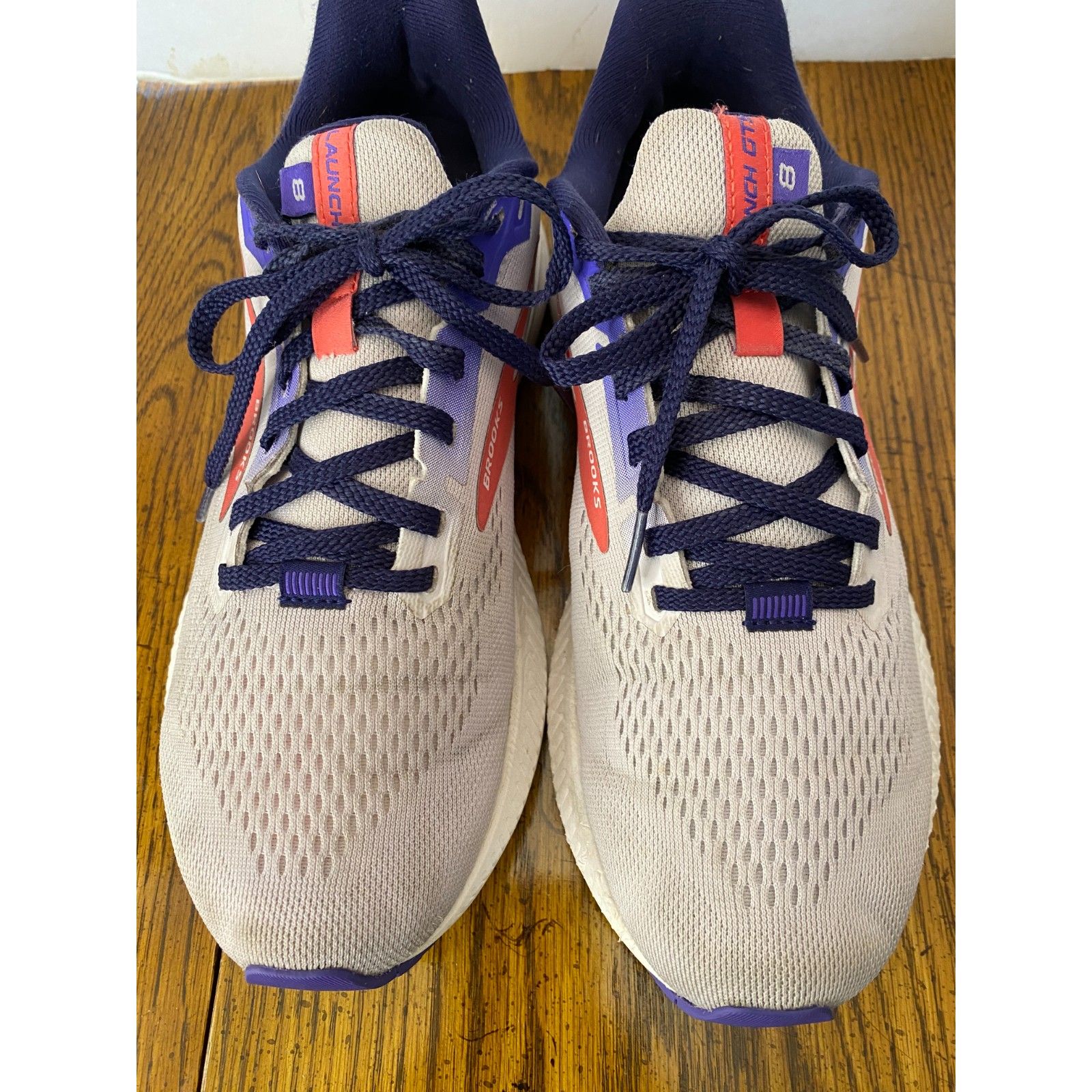 Brooks Launch 8 Gts Women's Size 8 U.S. 1203461b520